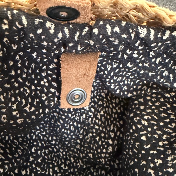 Upcycled YSL raffia tote. Custom Woven Bag with Real Leather Braided details. - Picture 12 of 15